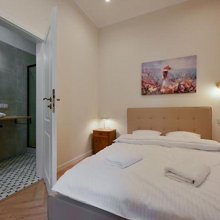Rentplanet - Studio Plac Matejki Krasków Eksteriør bilde